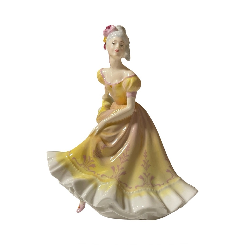 ✨ Royal Doulton "Ninette" HN 2379 – A Timeless Beauty in Yellow & Pink ✨